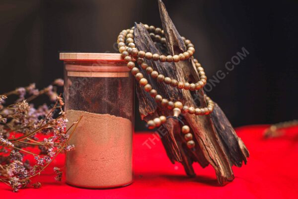 Bột gỗ Trầm Hương (nguồn: Thien Mộc Hương)